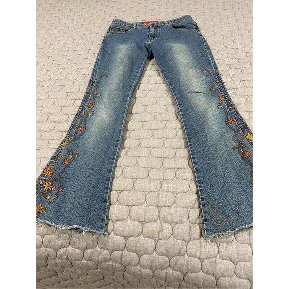 Ladies embroidered jeans by GFINC USA - Picture 1 of 15